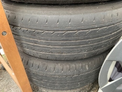 185/65R15  タイヤ　アルミホイール　4本セット　ホンダ純正　4穴  タイヤ4本とも溝半分くらいです。  細かい点が気になる方は事前によく確認下さい。