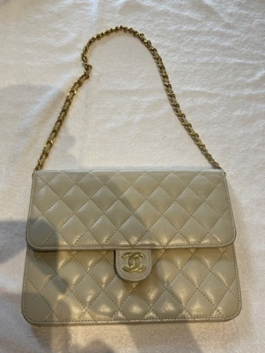 CHANEL／プッシュロックマトラッセ／ヴィンテージチェーンショルダーバッグ