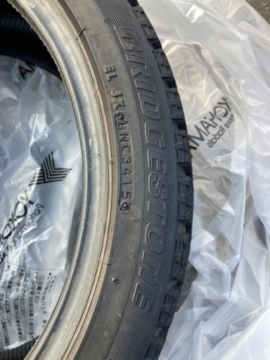 BRIDGESTONE ブリザック　VRX  245/40R18
