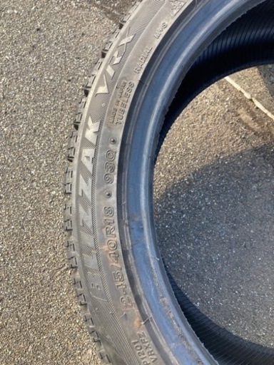 BRIDGESTONE ブリザック　VRX  245/40R18