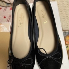 L e  T a L o n ローパンプス　23.0cmの画像