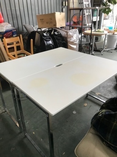 新入荷♪4人掛けテーブル♪えこりっちはいつもお安く♪