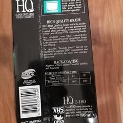 マクセル　8mm HGX metal60 2本
とSKC limited VHSテープ　HQ E-120 2本
の画像