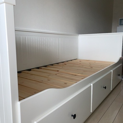 IKEA HEMNES ベッドフレーム