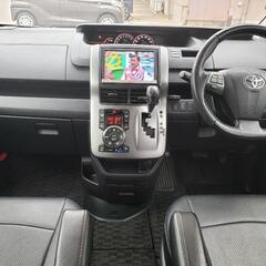 VOXY　煌Ⅱ　諸費用コミ★車検令和４年６月迄★８インチナビ★新品タイヤ★７人乗り★美車★格安にて！

の画像