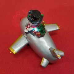 【 プロペラから素敵な文字が 】サインエアプレーン 「スノーマン」 クリスマス　MERRY CHRISTMAS/HAPPY HOLIDAYS/HERE COMES SANTAの画像