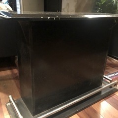 カウンターテーブル差し上げます。