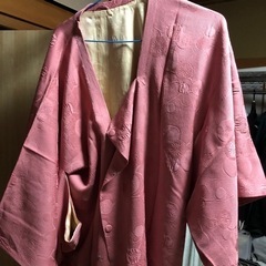 羽織るタイプの着物？