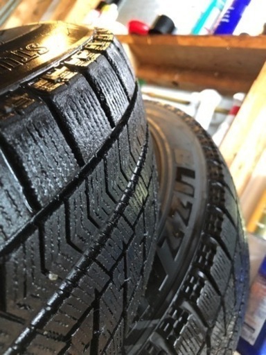 BS VRXスタッドレス　185/70R14 アルミセット