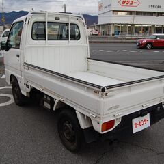 ☆自社ﾛｰﾝでもOK☆ｽﾊﾞﾙ　ｻﾝﾊﾞｰﾄﾗｯｸ！ﾊﾟｰﾄﾀｲﾑ4WDで便利！入庫しました！の画像