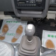 ☆自社ﾛｰﾝでもOK☆ｽﾊﾞﾙ　ｻﾝﾊﾞｰﾄﾗｯｸ！ﾊﾟｰﾄﾀｲﾑ4WDで便利！入庫しました！の画像