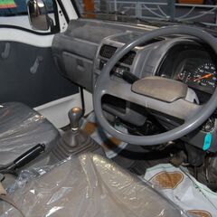 ☆自社ﾛｰﾝもOK☆ﾊﾟｰﾄﾀｲﾑ4WD！ｽﾊﾞﾙｻﾝﾊﾞｰﾄﾗｯｸ入庫しました！の画像