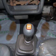 ☆自社ﾛｰﾝもOK☆ﾊﾟｰﾄﾀｲﾑ4WD！ｽﾊﾞﾙｻﾝﾊﾞｰﾄﾗｯｸ入庫しました！の画像