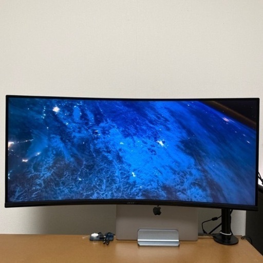 acer 湾曲ディスプレイ 144Hz DisplayHDR400