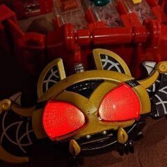 仮面ライダー　キバ　ベルトの画像