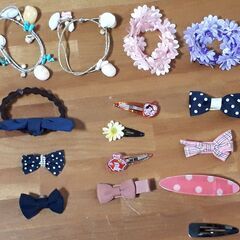 ミニーのジュエリーボックス＆ヘアピン＆ヘアゴムセットの画像