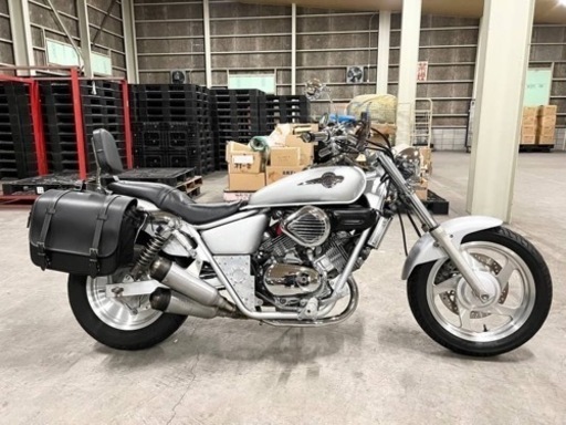 【交渉中】【値下げ】ホンダ　Ｖ－ＴＷＩＮ　ＭＡＧＮＡ　HONDA