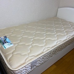 ✨定価¥80000✨美品フランスベッド マットレス シングル