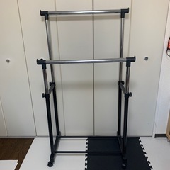 【受け渡し予定決定済み】ハンガーラック
