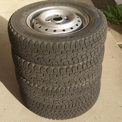 スタッドレスタイヤ 145R12