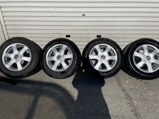 タイヤ、スタッドレスタイヤ4本セット