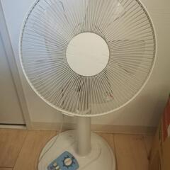 扇風機　２つ無料でどうぞ