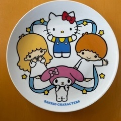 【値下げ】サンリオキャラクターズ　プレート