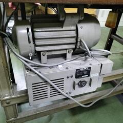 2本針工業用ミシン、サーボモータ付、三相200V