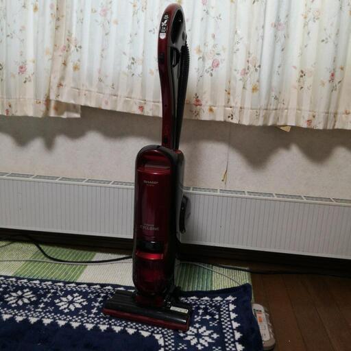SHARP  サイクロン掃除機　EC-ST12　中古