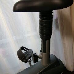 エアロバイク　自宅でTV観ながらジム運動　の画像