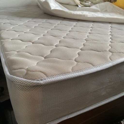 【2000円】ニトリのマットレスとカバー