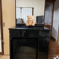 黒のドレッサー　早い者勝ち‼︎