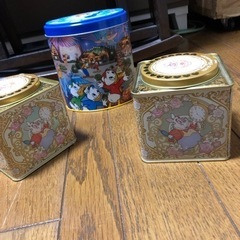 ディズニーリゾート　缶３つ