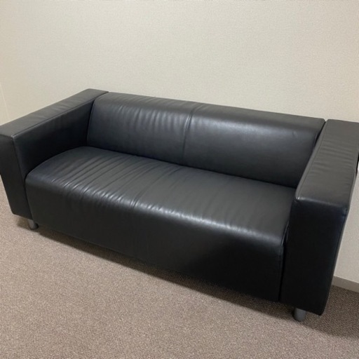 #KM105 KLIPPAN クリッパン 2人掛けソファボームスタード ブラック