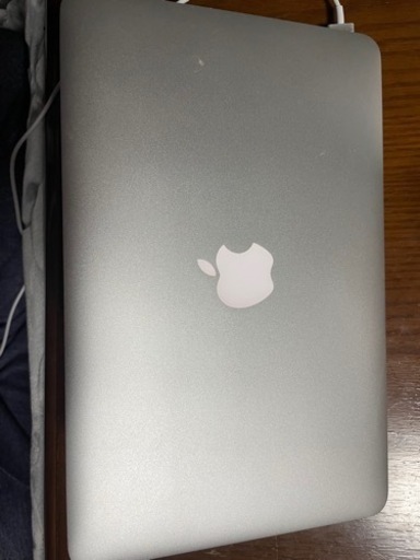 【歳末セール】Apple MacBook Air 11インチ Early 2015