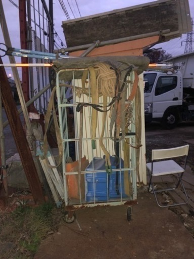 カゴ台車