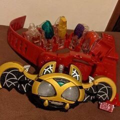 仮面ライダー　キバ　ベルト　１つ欠品の画像