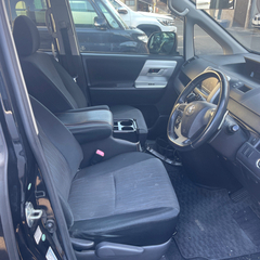 ★値下げ断行！年内間に合わせます！H23年 ヴォクシー後期 両側パワスラ 7人乗りの画像