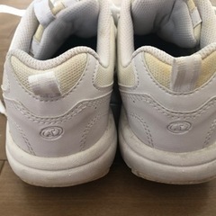 (お譲り先決定)シューズ  SPALDING   23.5cm3Eの画像