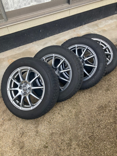 スタッドレスタイヤ・ホイール付き