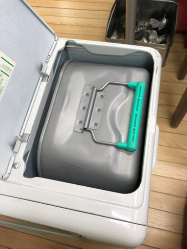 ダイニチ　ブルー　ヒーター　FW-5719LS    2019年製