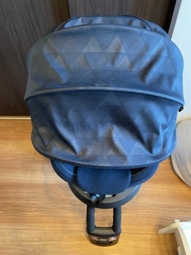 使用期間10ヶ月美品⭐︎エールベベ　チャイルドシート　クルット4i リラクシーⅡ