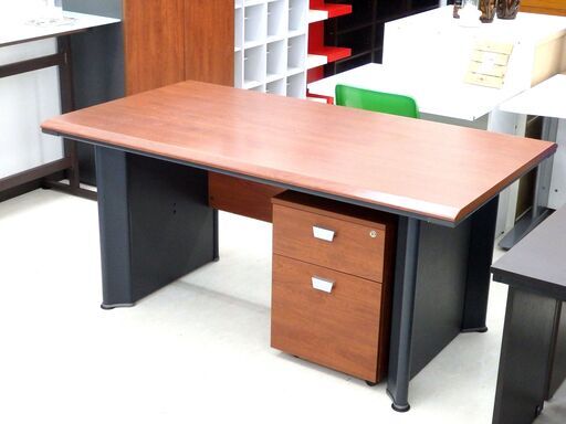 北海道/千歳市 ワゴン付き大型デスク 幅160×奥行90×高さ74㎝ 書斎 オフィス 近郊配送/店頭でのお受渡し大歓迎