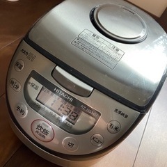 3月限定値下げ✨HITACHI 炊飯器★黒厚鉄釜★美品