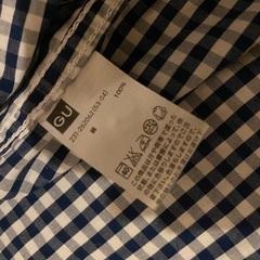 GU チェック柄紺色トップスの画像