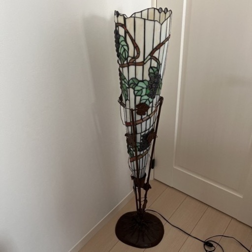 ステンドグラス　120.5cm 大型フロアスタンドランプ