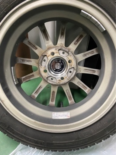 【一時保留】軽自動車用 スタッドレス① 安価でお譲りします