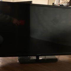 SHARP AQUOS 32v テレビ(コード付き)の画像