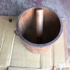 お米　穀物用　丸形１斗升　すりきり棒付きの画像