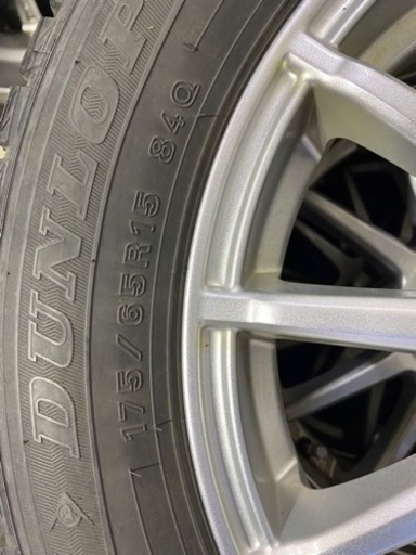 コンパクトカー用　スタッドレスタイヤ　アルミホイール付き　175/65R15 4本　ダンロップ
